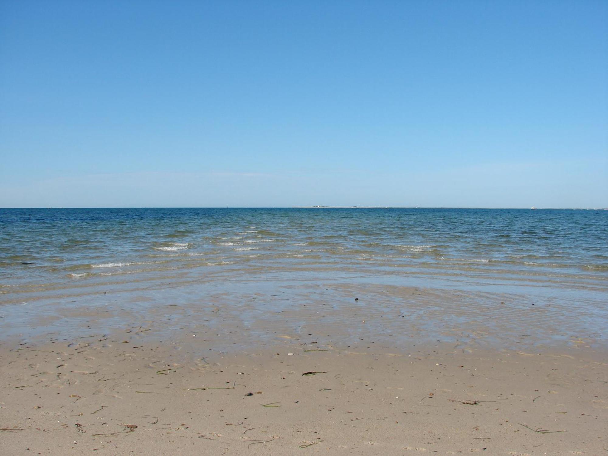 Blue Sea Motor 2* North Truro